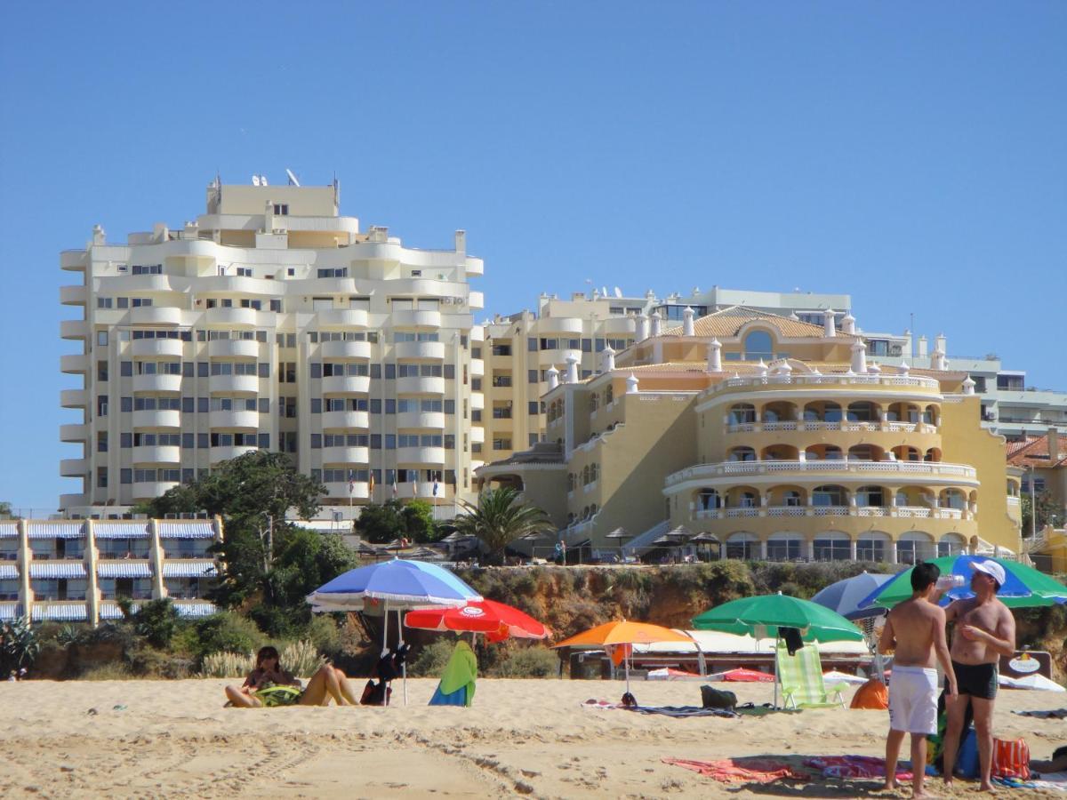 Apartamento T1 Com Piscina E Vista Mar - Praia Da Rocha פורטימאו מראה חיצוני תמונה
