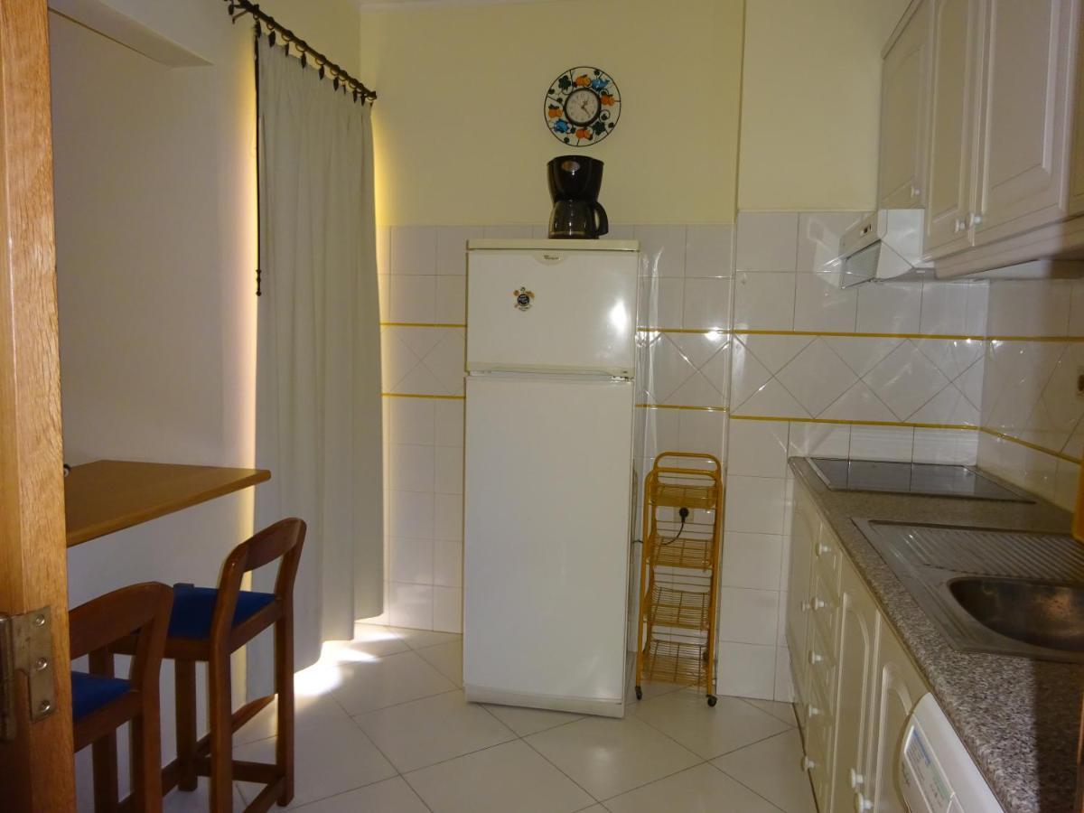 Apartamento T1 Com Piscina E Vista Mar - Praia Da Rocha פורטימאו מראה חיצוני תמונה