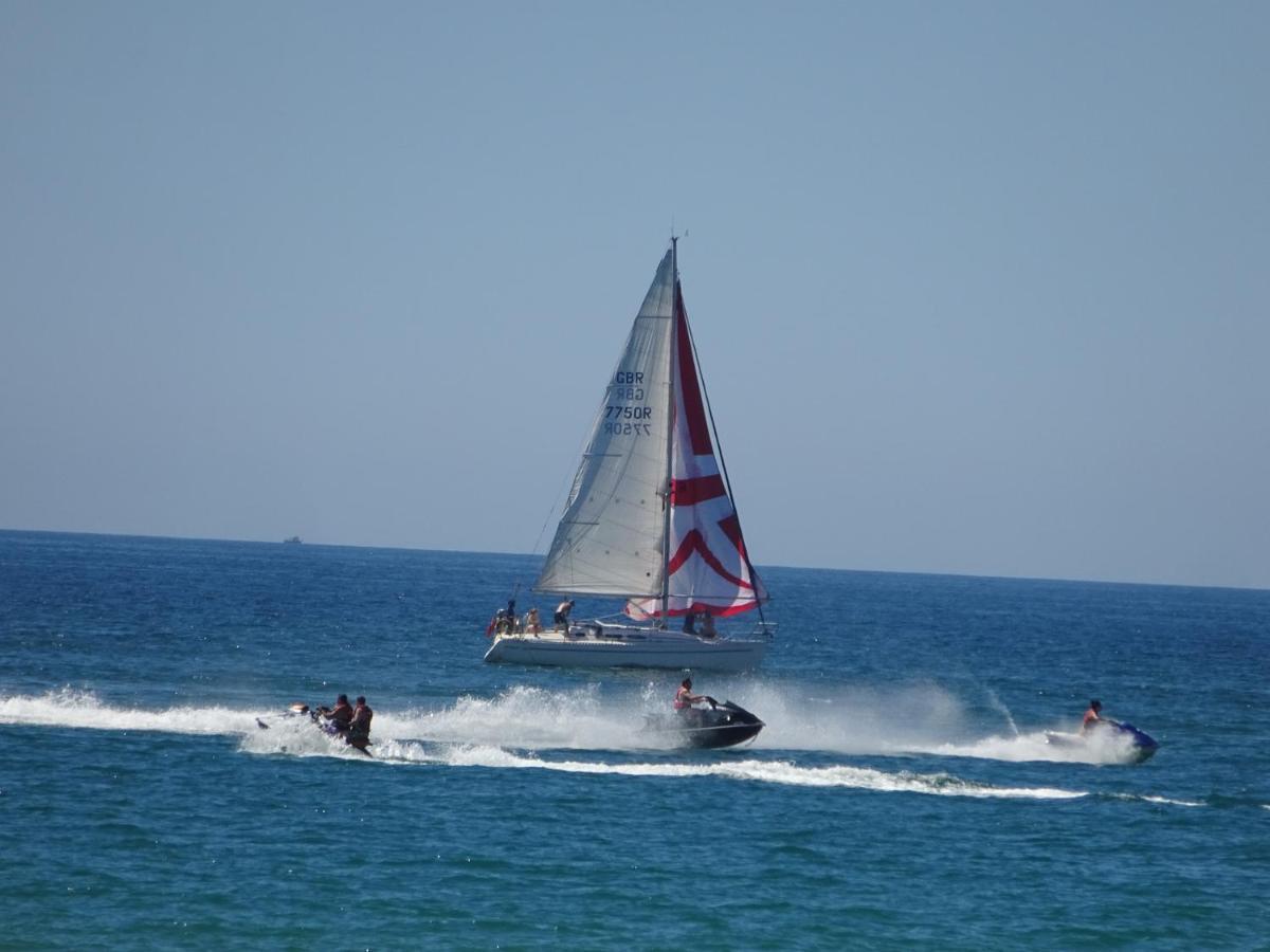 Apartamento T1 Com Piscina E Vista Mar - Praia Da Rocha פורטימאו מראה חיצוני תמונה
